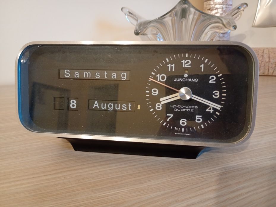 Ceas Junghans cu calendar