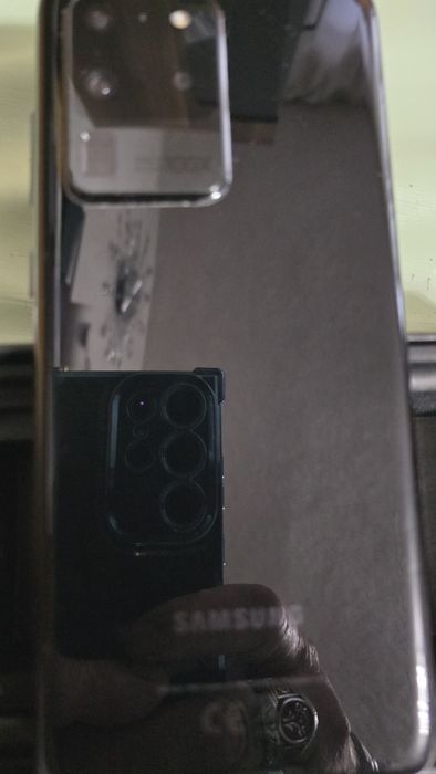 Samsung galaxy s 20 ultra 5g може и бартер