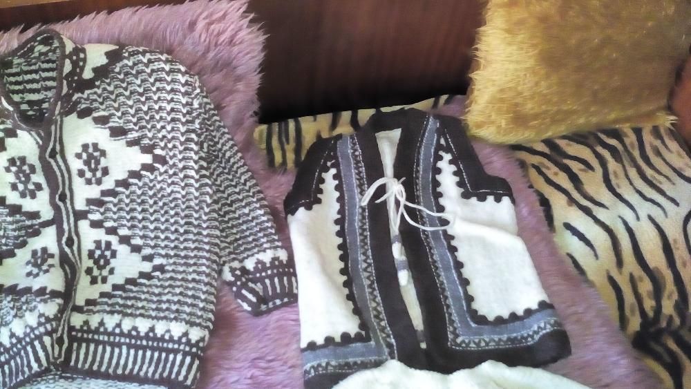 Ръчно плетени жилетки, елек и пола