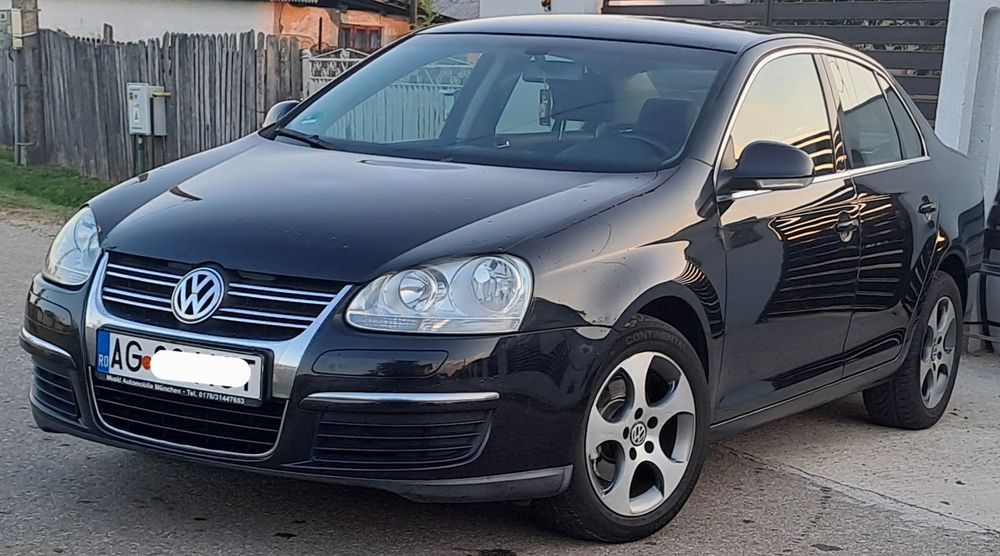 Vând Volkswagen Jetta 1.6 mpi
