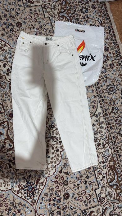 dime jeans white