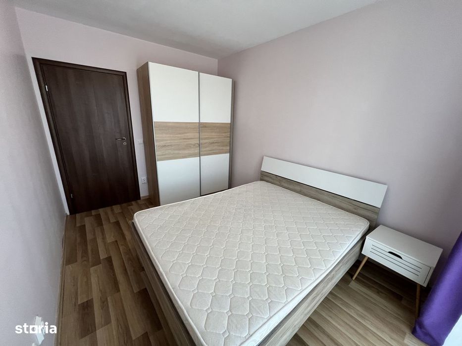 INCHIRIEZ apartament 2 camere ,recent renovat,zona Centrala