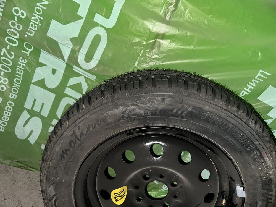 Продам диски с шинами