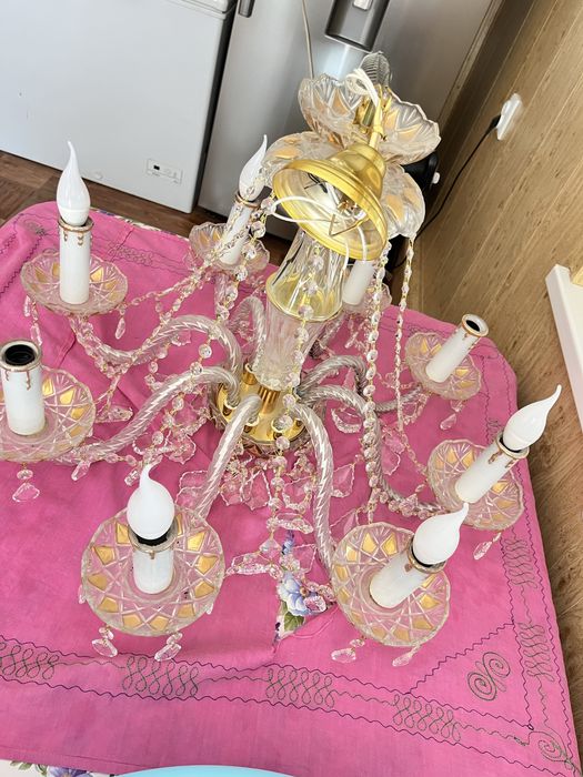 Продается люстра