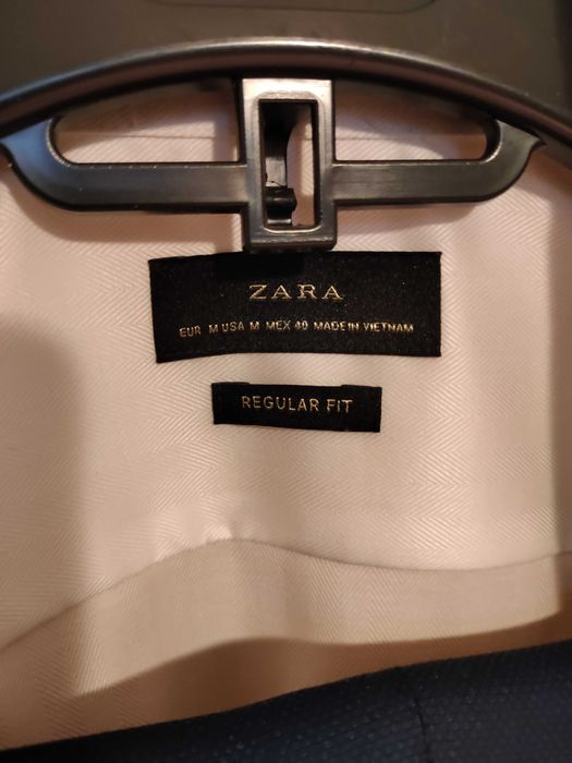 Костюм и риза Зара