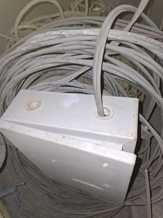 Электросчетчик бу  в комплекте