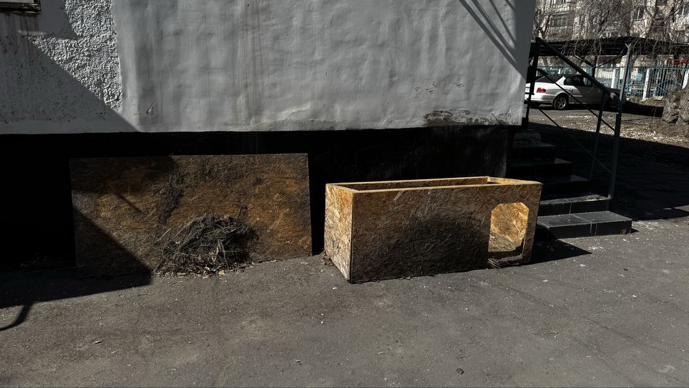 Утепленная будка длинная