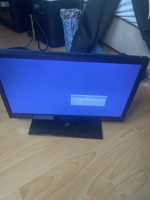 Телевизор SANG 18,5 incha