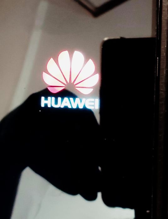 Продам смартфон Huawei Ascend Mate 7