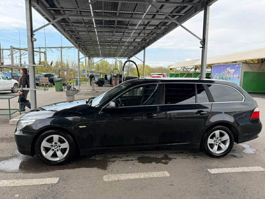 BMW E61  2010  2.0 diesel ( 177cp)