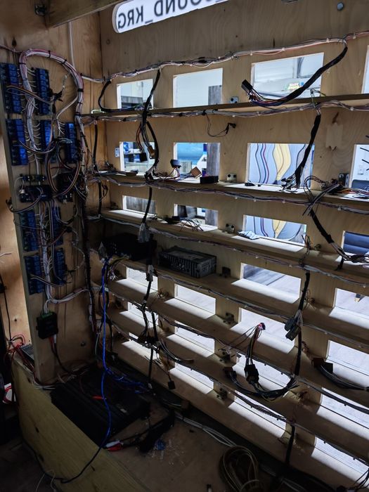 Стенд для автозвука