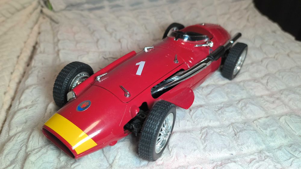 Метални коли -  мащаб 1:18 . ЧАСТ 3