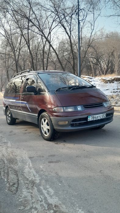 Продам тойота люсида 2.2 дизель