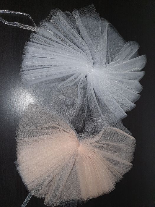 Pampoane tiul diam aprox 30 cm