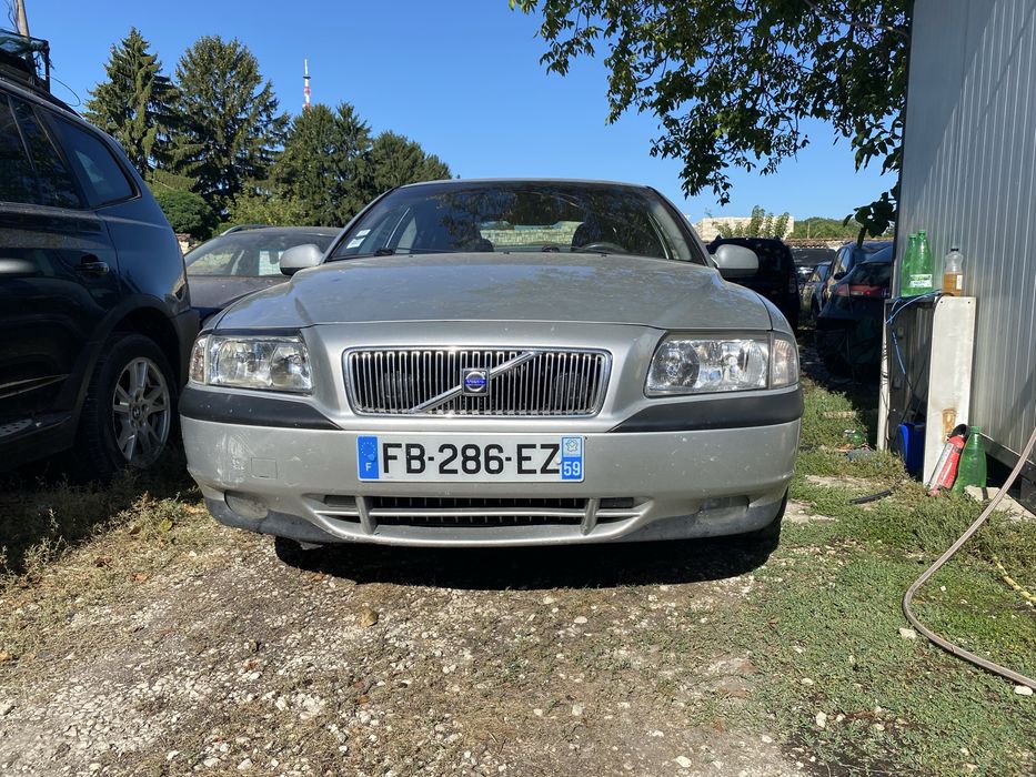 Продава се само на части Volvo S80 D5 2002г