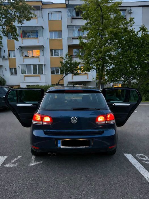 VOLKSWAGEN Golf 2010 — imagine 2