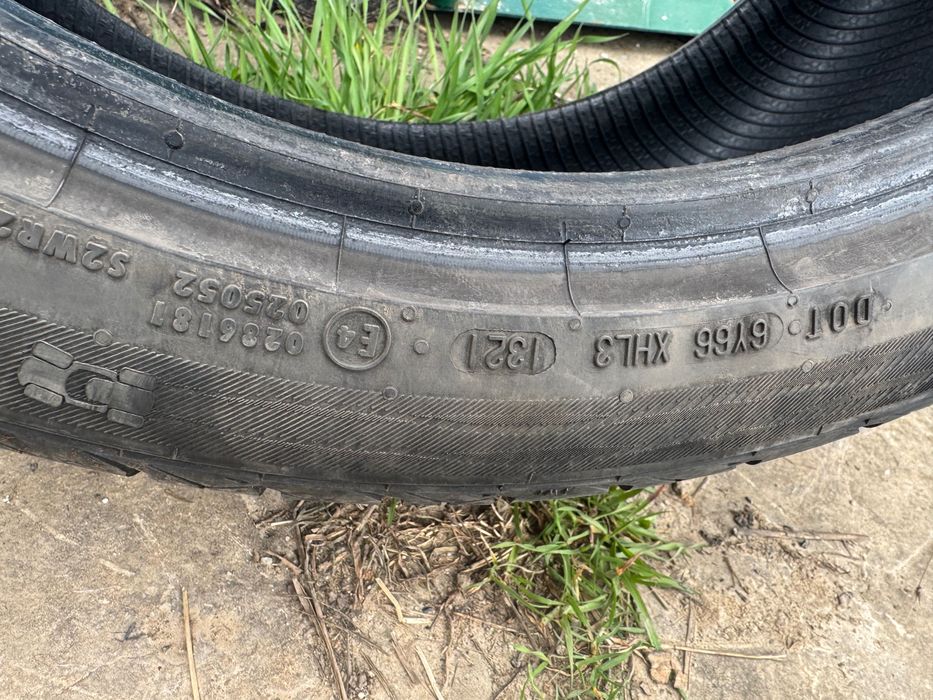 ЛЕТНИ ГУМИ 245/35/19