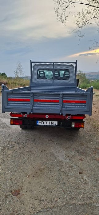 Vând Iveco basculabil