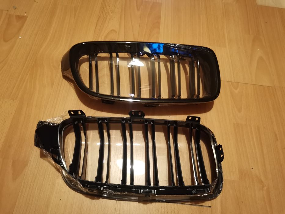 Grilă dublă / nari BMW Seria 4 F32 F33 F82 F83 – Model M  Negru Lucios