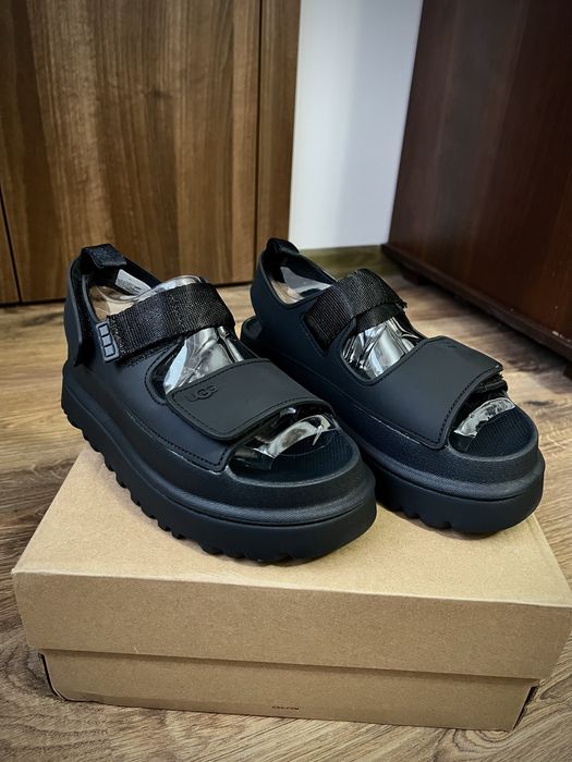 Sandale Ugg noi in cutie