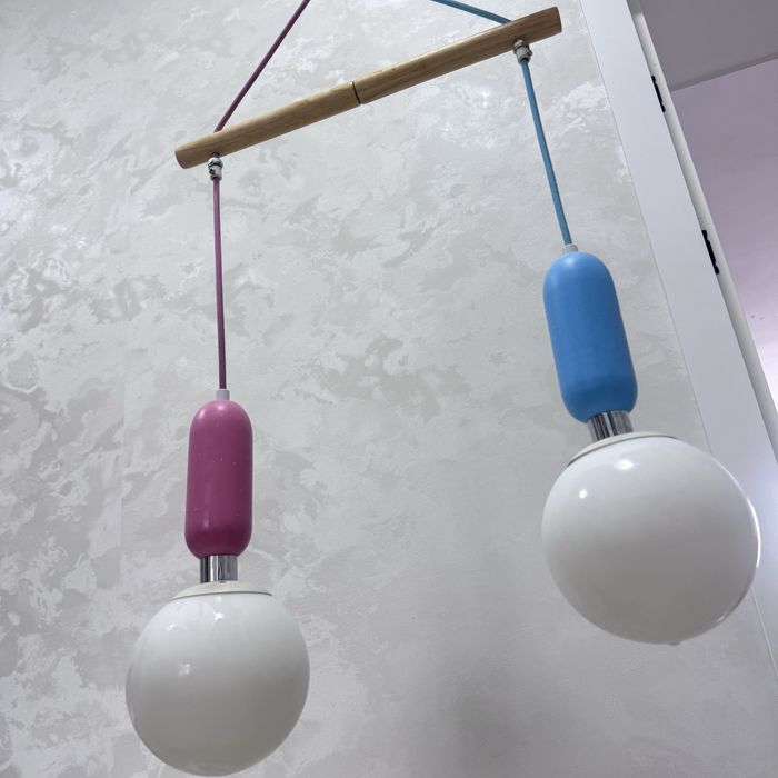 Люстра в хорошем состоянии