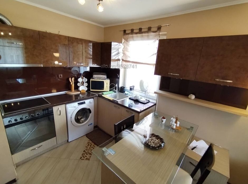 Дава се под наем Двустаен апартамент в Бургас, Славейков - 59 кв.м за 357 € - Снимка #9