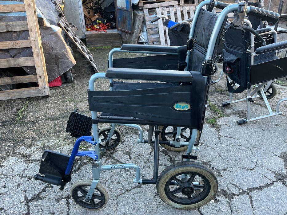 Ръчна инвалидна количка  Days