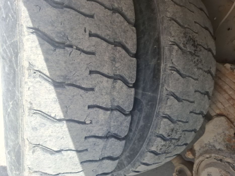 Autobetoniera Iveco Traker