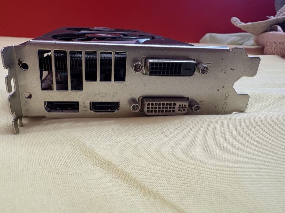 Видеокарта Sapphire AMD Radeon R9 200 Series 2GB GDDR5 гр. Пловдив ...