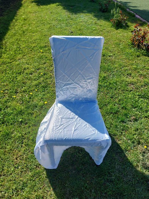 Huse de scaun și funde