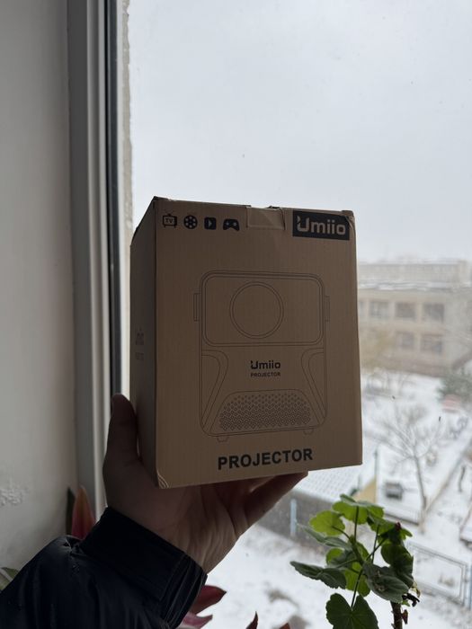 Мини проэктор UMIIO на андройд
