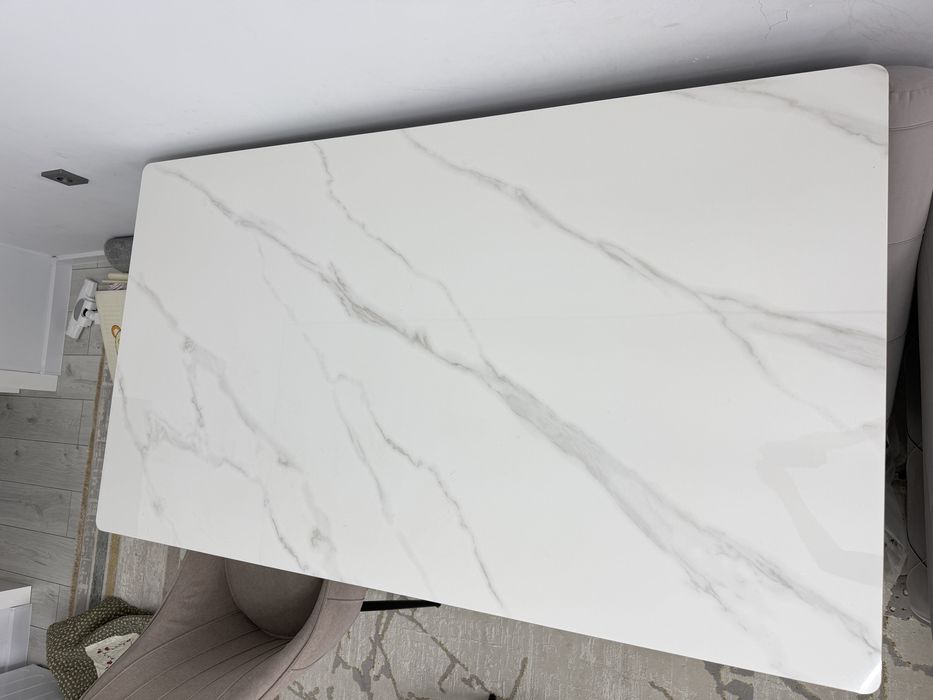 продам стол со стульями