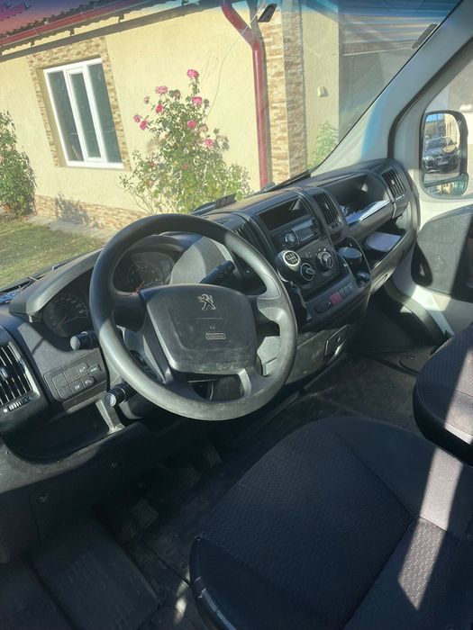 Vând sau schimb Peugeot boxer xxl 2015