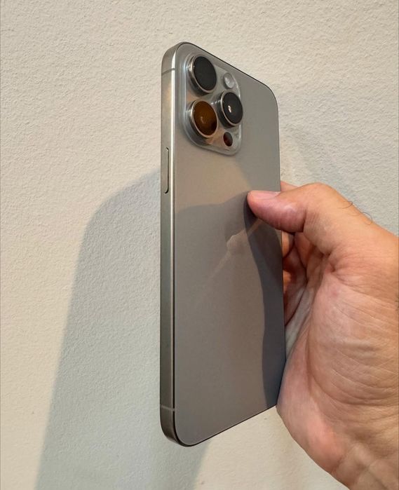 Iphone 15 pro max 256 ggb newerlock