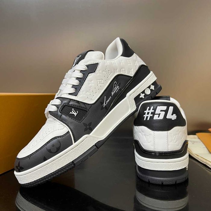 Adidasi Louis Vuitton Trainer Premium