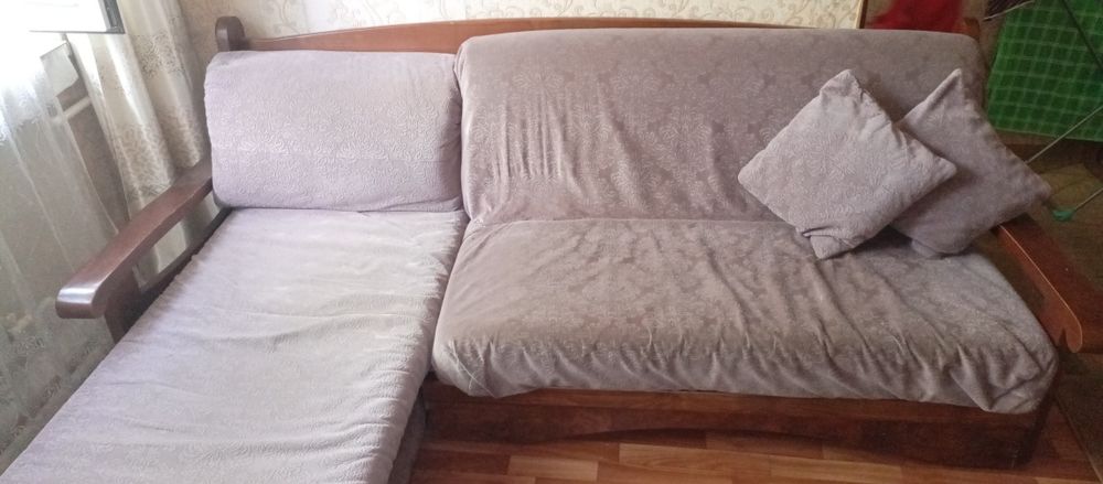 Продам угловой диван