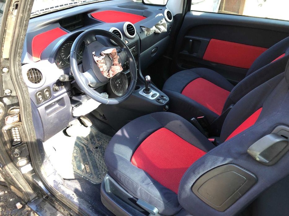 На части Peugeot 1007 1.4i Бензин 2006g KFV 54KW 73КС