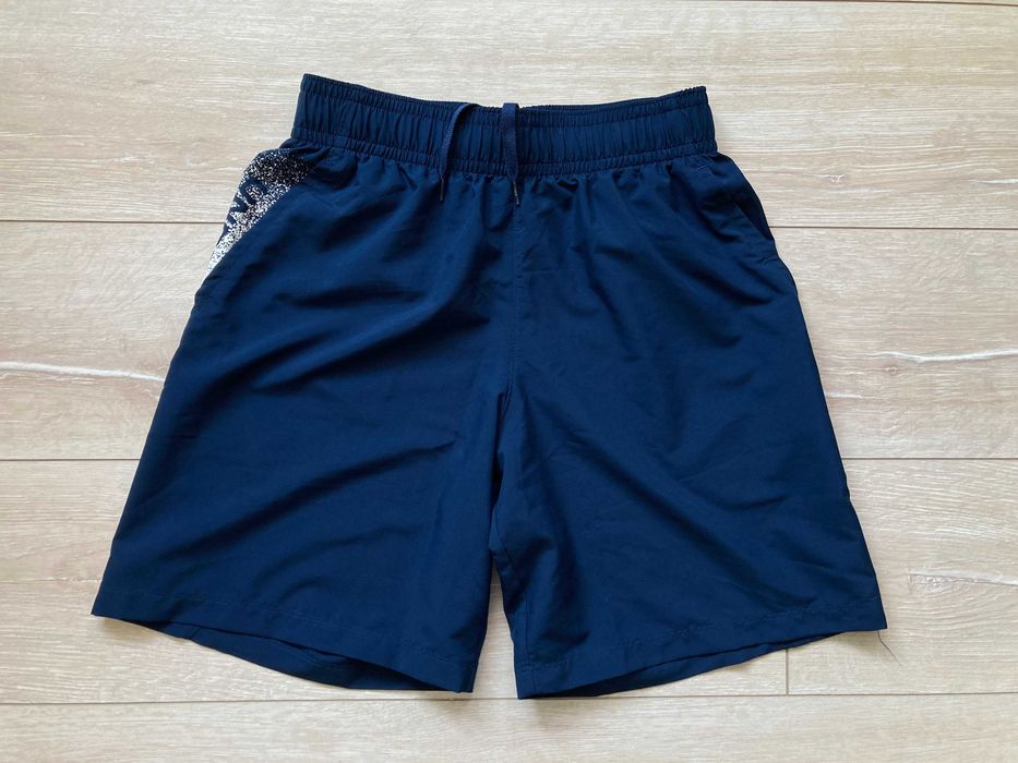 Under Armour Loose къси панталони къс панталон шорти размер S M