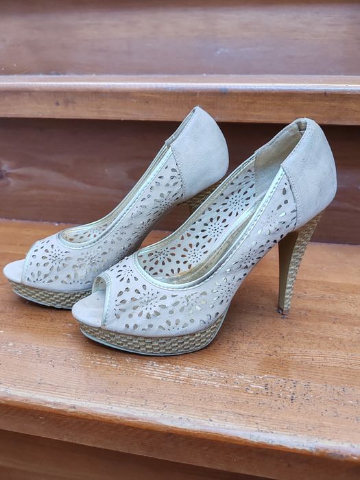 Продам туфли 37 размер