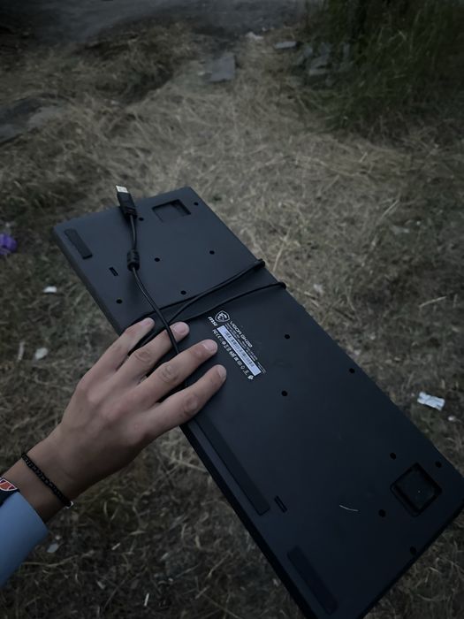 продаетсы MSI клавиатра