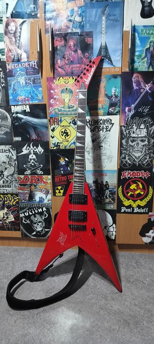 Электрогитара Jackson King V стрела