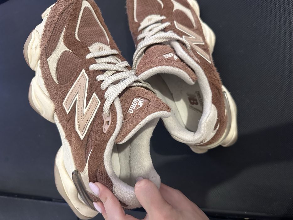 New Balance 9060