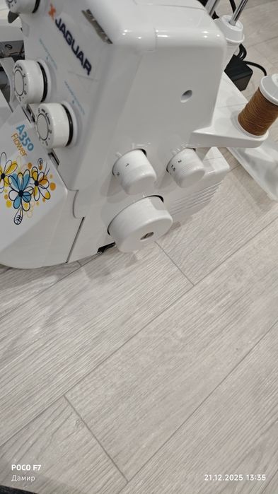 Продам новый оверлок JAGUAR A350 Flower