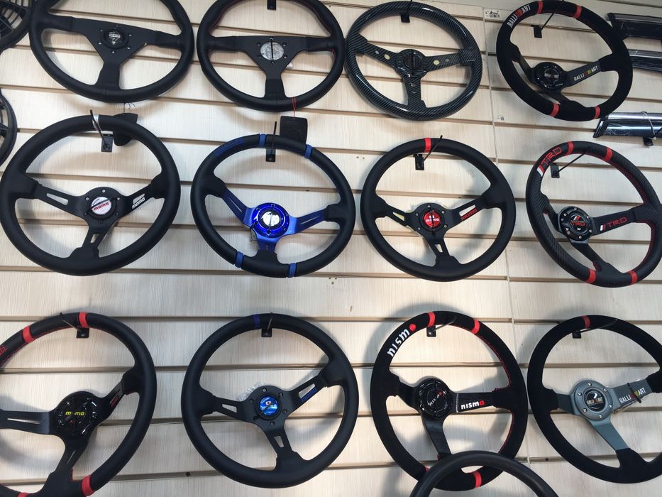 Руль спортивный универсальный