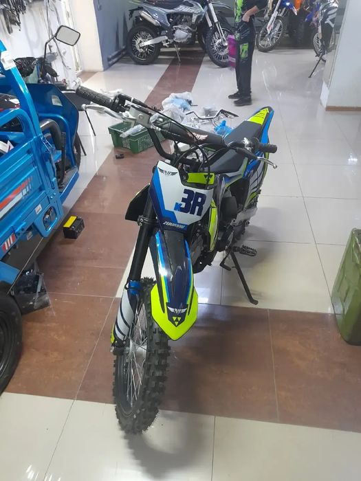 Продам питбайк ZUUMAV K3R