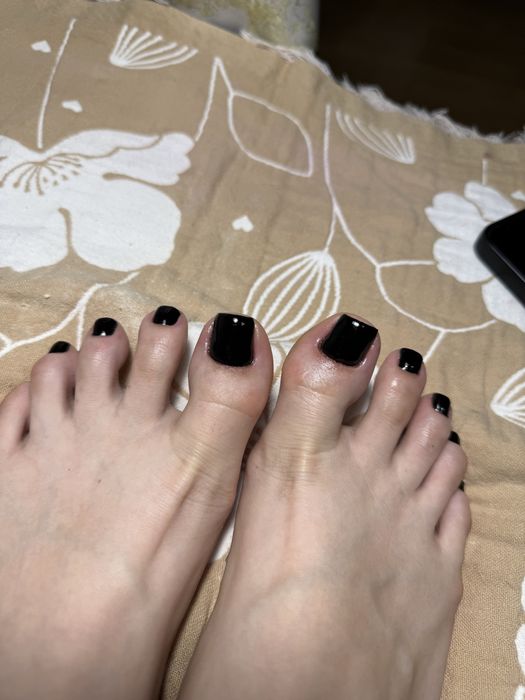 Маникюр/педикюр/