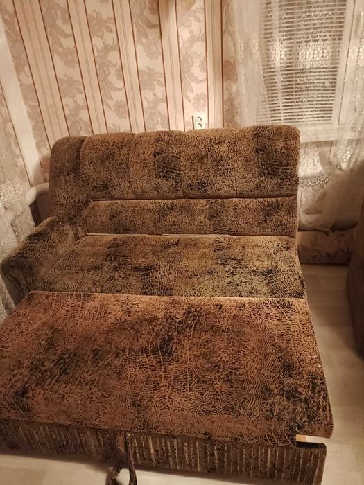 Диван для гостиной