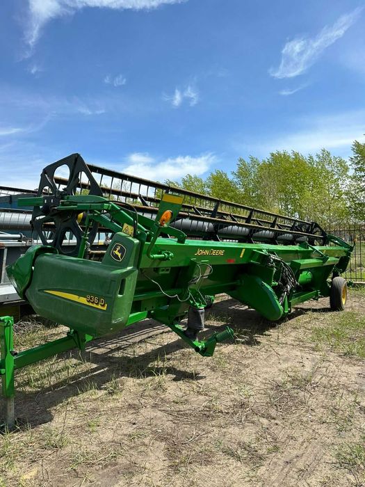 Жатка John Deere 930D