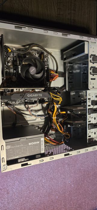 Компютър ryzen 5 3600 x12, 1660ti, 16gb ram