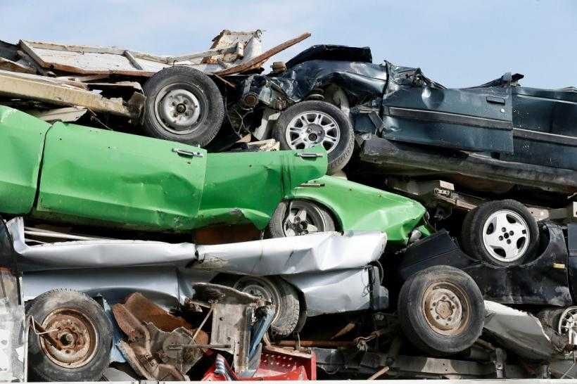 Preluăm Auto Fără Jante sau Cu Probleme la Motor